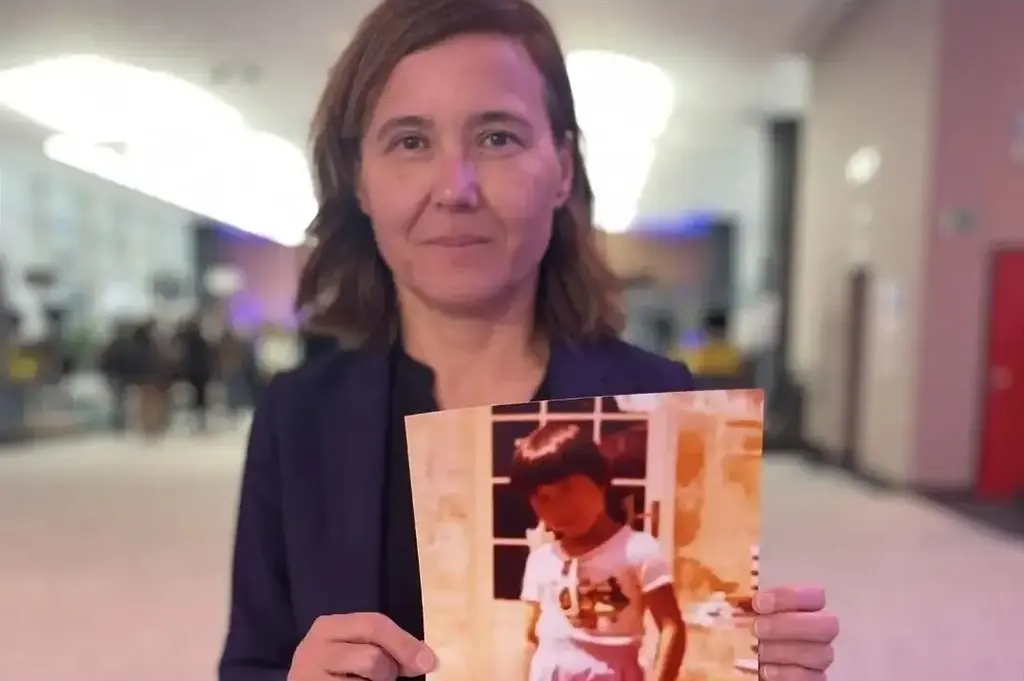 Mie kohiyama paris match