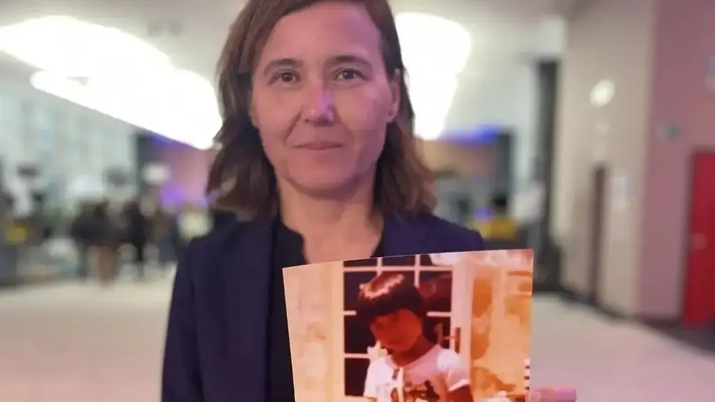 Mie kohiyama paris match